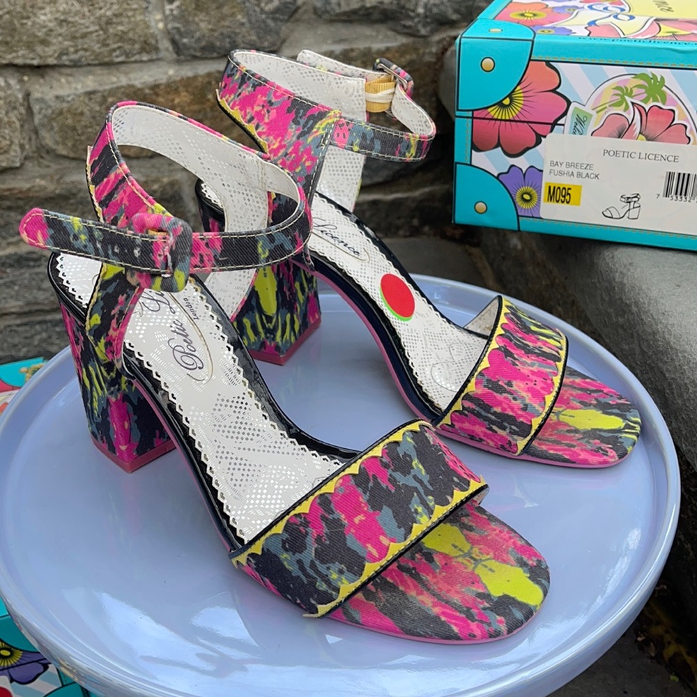 Poetic Licence sandal